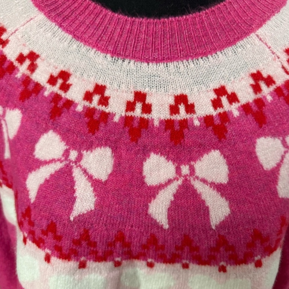 NWT CeCe Sweater Valentine's Day women's Medium Bows and Hearts - Picture 11 of 15